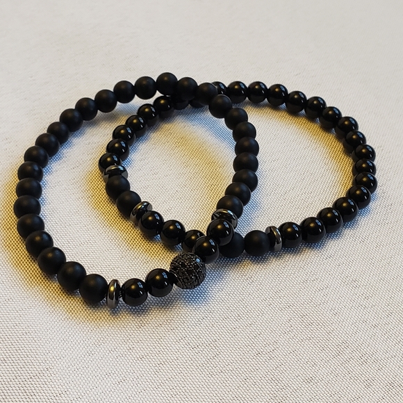 Handmade Natural Stone Beaded Bracelet - Picture 3 of 4